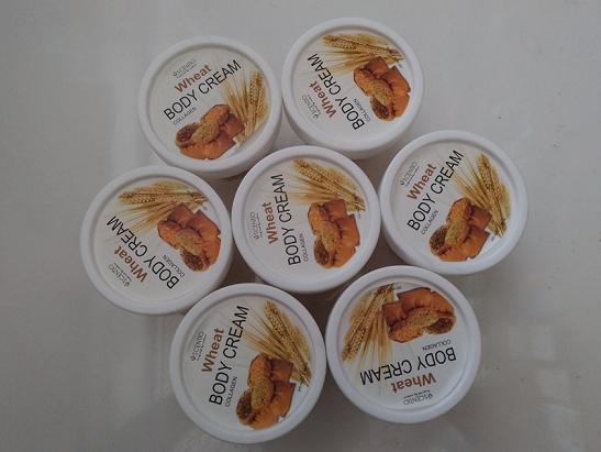 Kem kích trắng da Scentio Wheat Body Cream Thái Lan